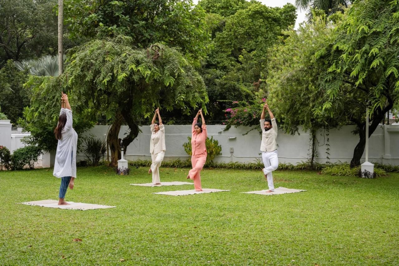 The Sacred Lotus Ayurveda Wellness Retreat Hotel Kochi Exterior foto